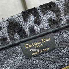 디올북토트백미듐