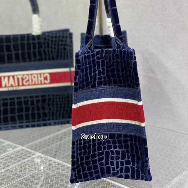 디올북토트백미듐