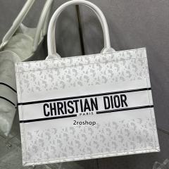 디올북토트백미듐