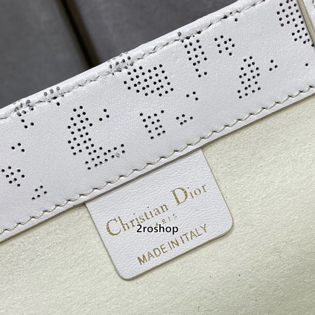 디올북토트백미듐