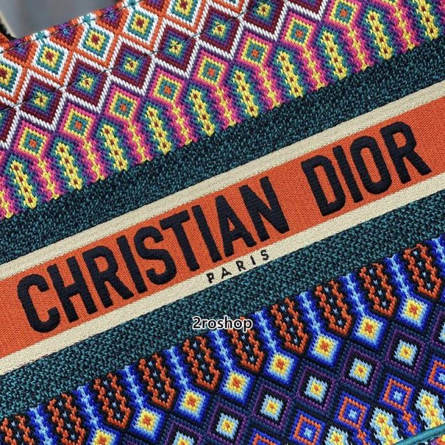 디올북토트백미듐