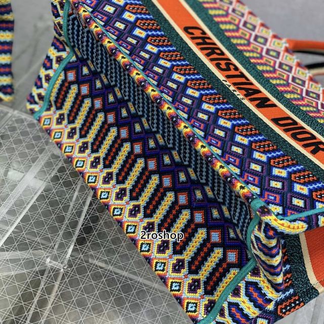 디올북토트백미듐