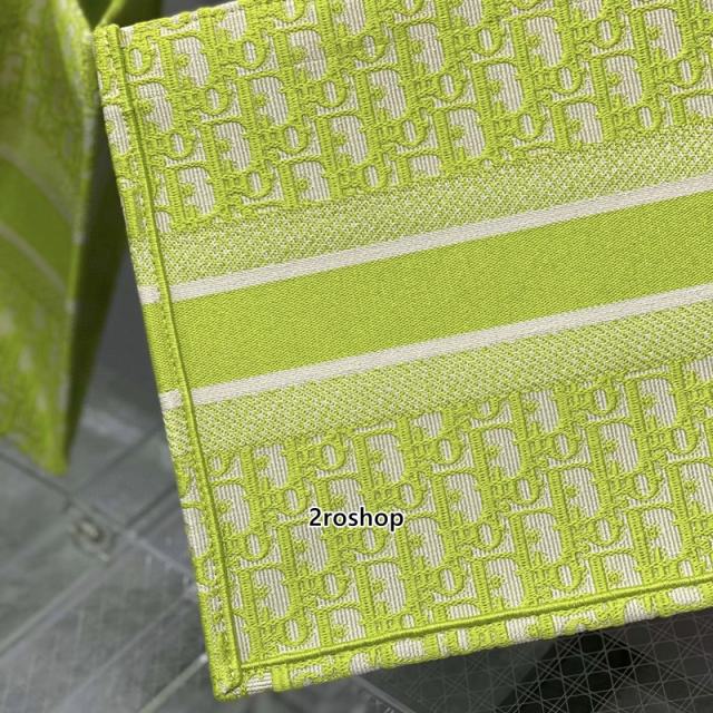 디올북토트백미듐