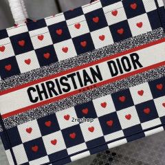 디올북토트백미듐