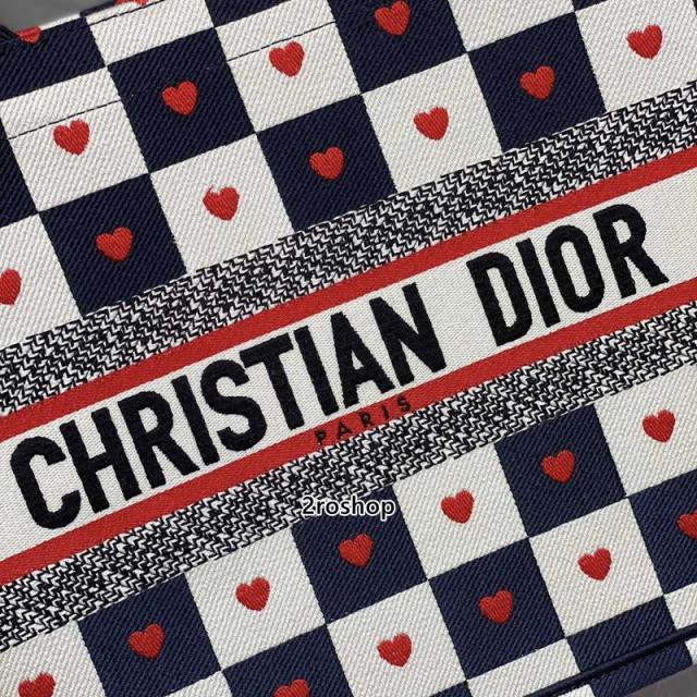 디올북토트백미듐