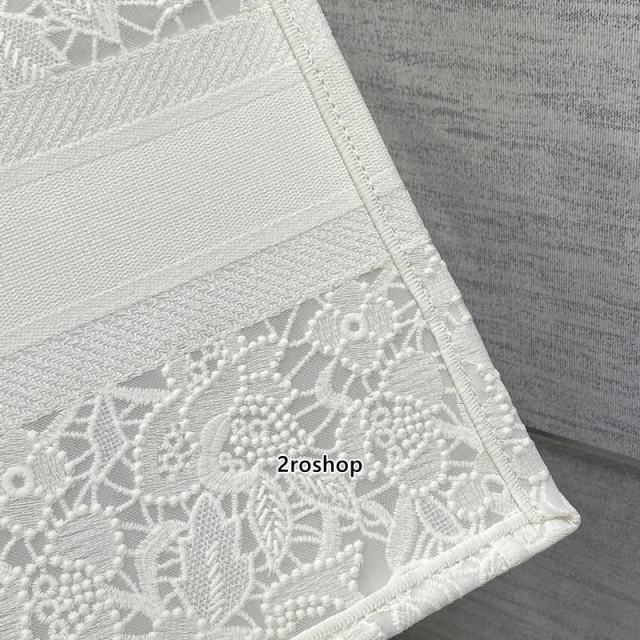 디올북토트백미듐