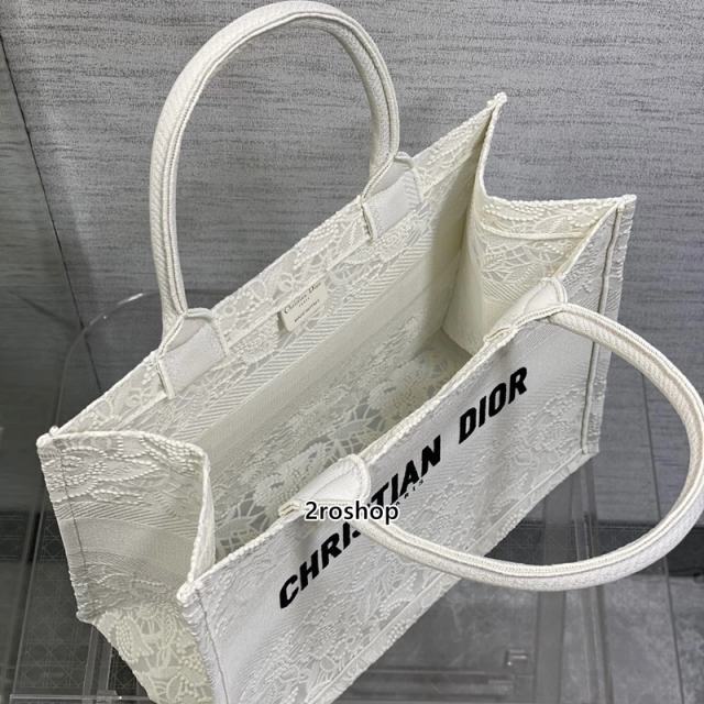 디올북토트백미듐