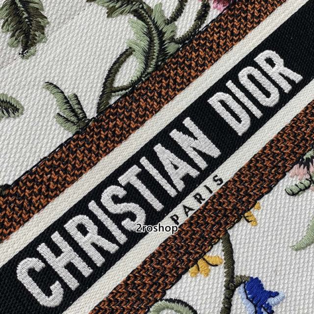 디올북토트백스몰