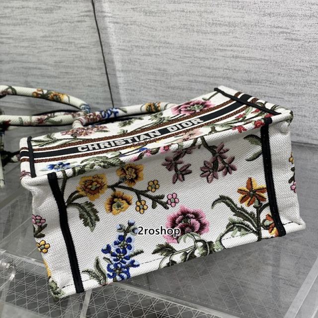 디올북토트백스몰