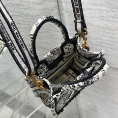 디올북토트백미니휴대폰백