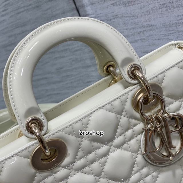 디올레이디조이백미듐화이트페이턴트