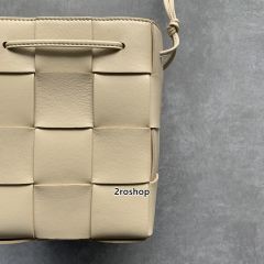 보테가베네타버킷백