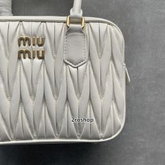 미우미우마테라쎄탑핸들백