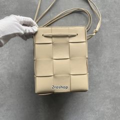 보테가베네타버킷백