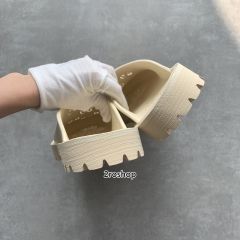 구찌슬리퍼