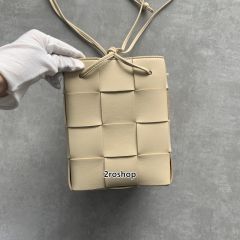 보테가베네타버킷백