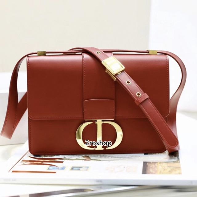 디올카로백미듐레드