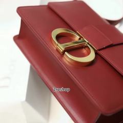 디올카로백미듐레드