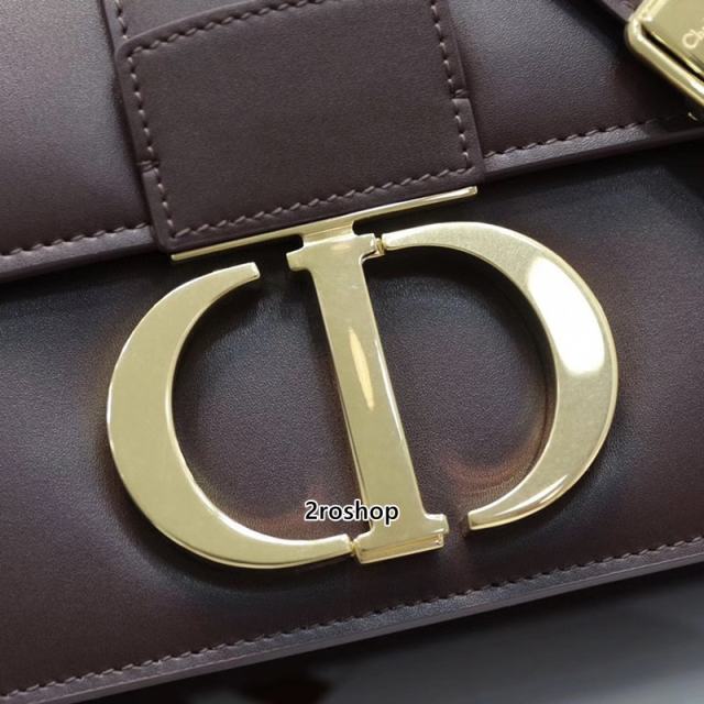 디올카로백미듐버건디