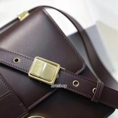 디올카로백미듐버건디