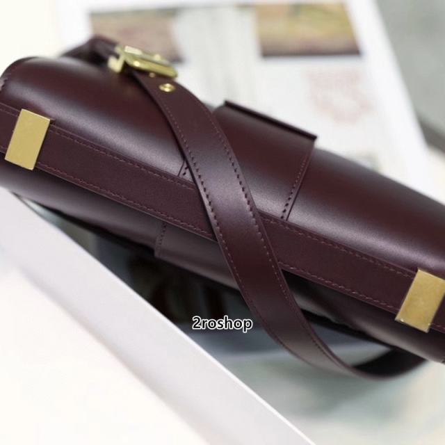 디올카로백미듐버건디