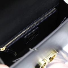 디올카로백미듐블랙