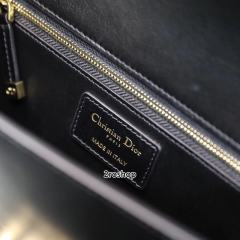 디올카로백미듐블랙