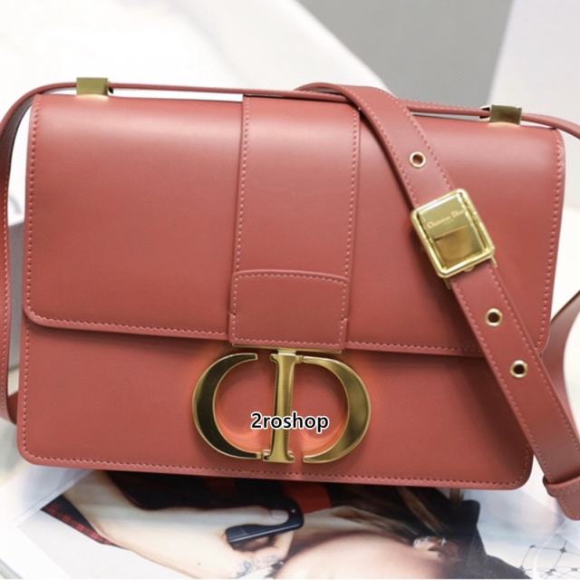 디올카로백미듐레드