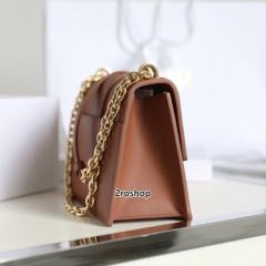 디올카로백미듐브라운