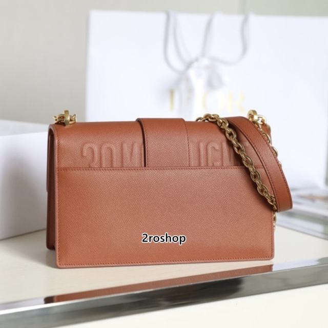 디올카로백미듐브라운