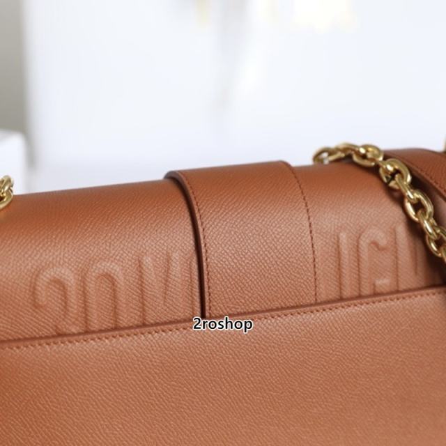 디올카로백미듐브라운