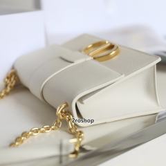 디올카로백미듐화이트체인