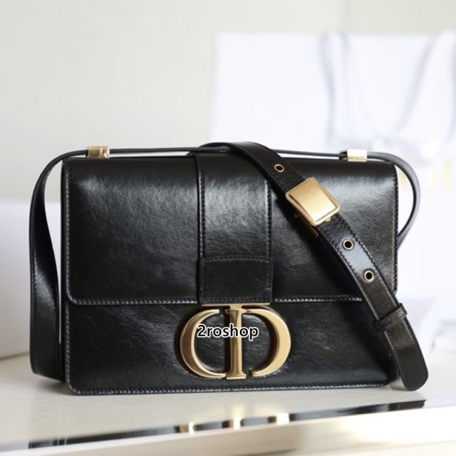 디올카로백미듐블랙양가죽