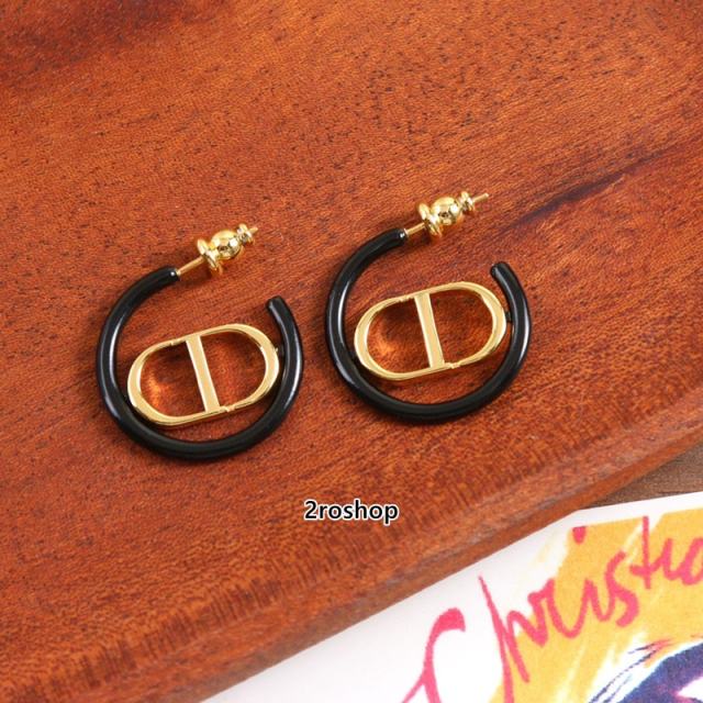 DIOR 피어싱
