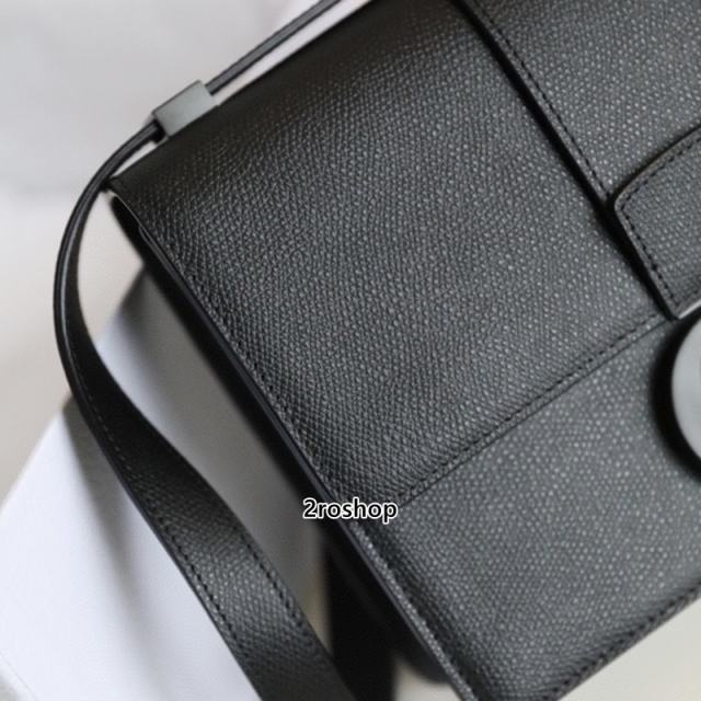 디올카로백미듐블랙