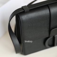 디올카로백미듐블랙