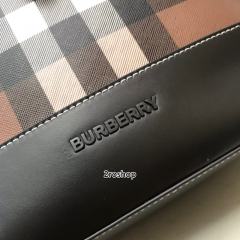 버버리백팩브라운