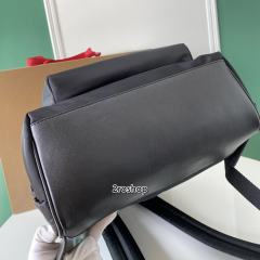 버버리백팩블랙코디네이트프린트