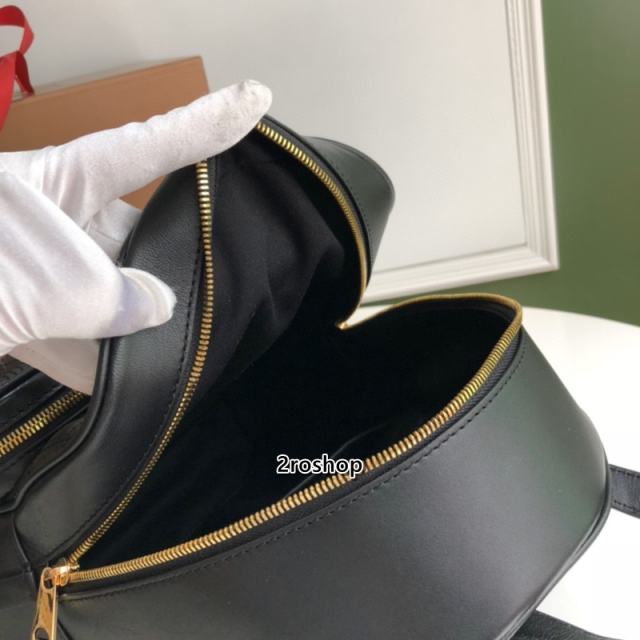 버버리백팩블랙