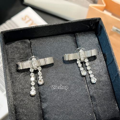 Miu Miu 피어싱