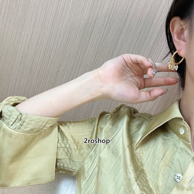 CELINE 피어싱
