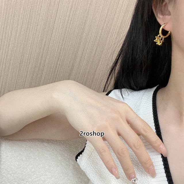 CELINE 피어싱