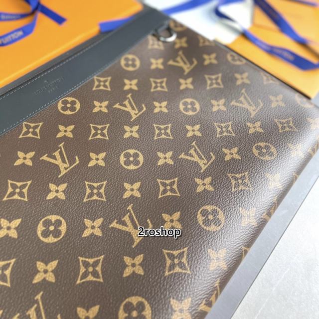 루이비통포쉐트클러치