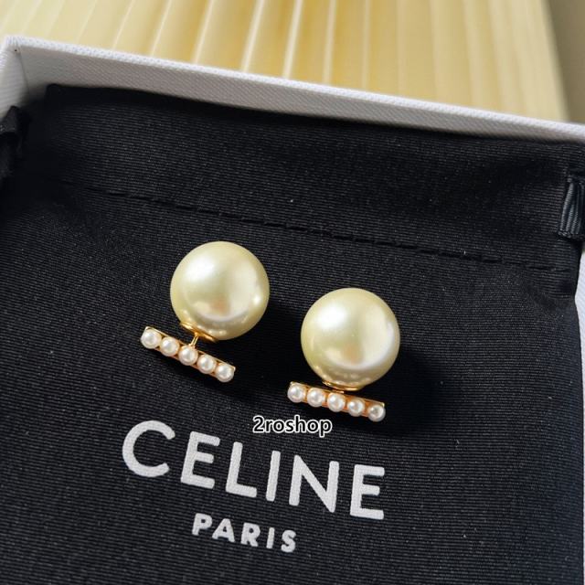 CELINE 피어싱