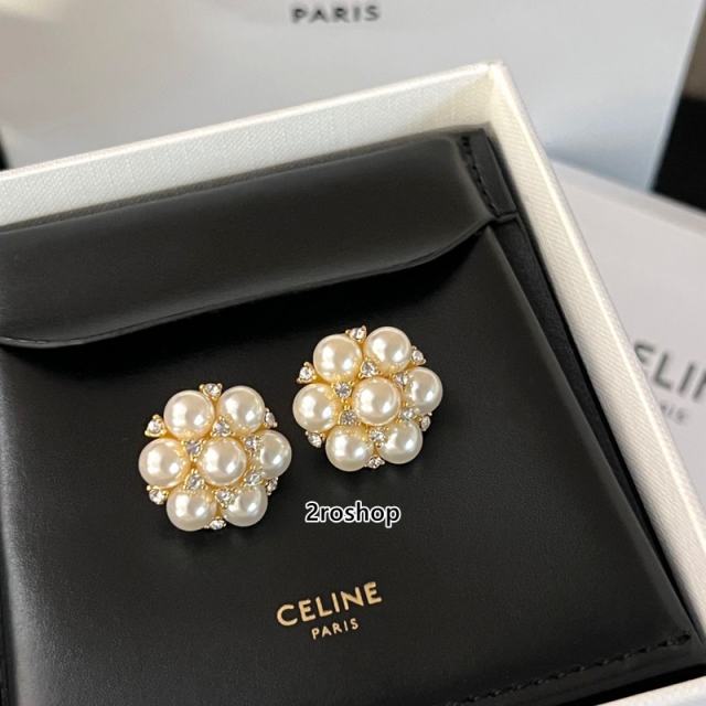 CELINE 피어싱