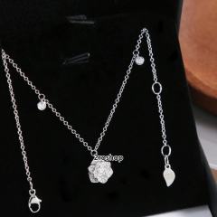 PIAGET 목걸이