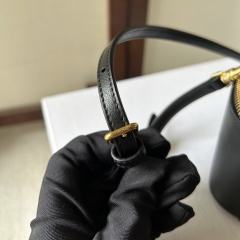 셀린느크로스백