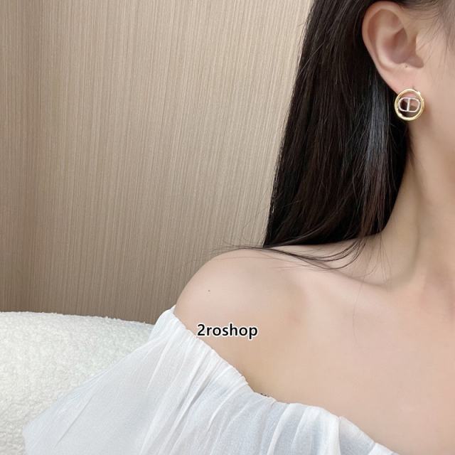 DIOR 피어싱