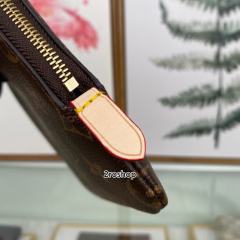 루이비통포쉐트클러치