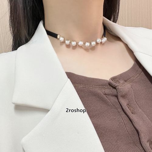DIOR 목걸이